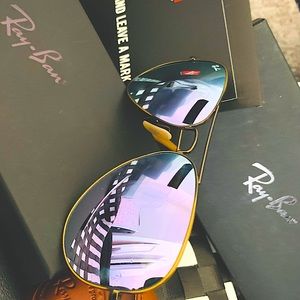 Gold rim RayBan Aviator- pink gradient mirror lens like new with case
